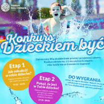 plakat - dziecko pluskające się w wodzie