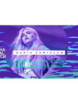 Plakat, Tło błękitno-fioletowe fale. Na środku Daria Zawiałow.