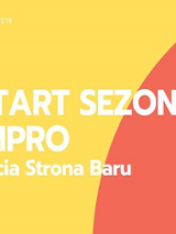 Biały napis na żółtym tle