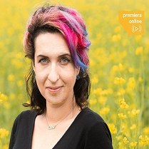 Sylwia Chutnik na zdjęciu