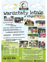 Na niebieskim tle zdjęcia dzieci z końmi, grupowe dzieci oraz napisy. Na dole napisy na zielonym tle.