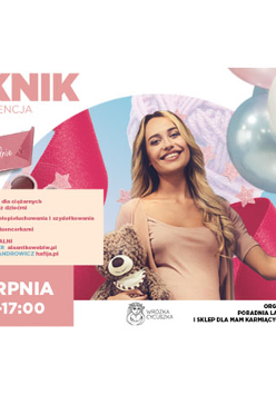 Kobieta z balonikami i misiem.