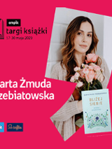 Plakat ze zdjęciem Marty Żmudy-Trzebiatowskiej i okładką książki w prawej części. W części lewej imię i nazwisko na różowym tle.