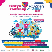 Kolorowy plakat, który reklamuje piknik Poznań w formie. W centralnej części rysunek różnych osób, wykonujących różne czynności: podnoszenie ciężarów, jazdę na rowerze, hulajnodze... Dookoła napisy, które informują o wydarzeniu.