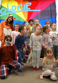 przebrane i wymalowane dzieci