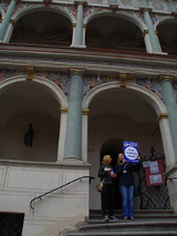 spotkanie przed ratuszem