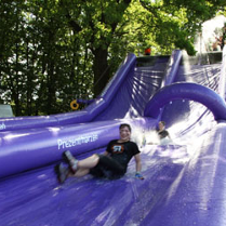 Stumetrowa wodna ślizgawka