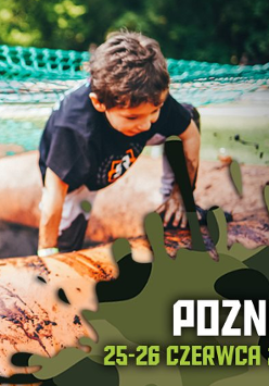 Dziecko pokonujące tor przeszkód.