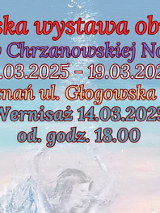 Na niebiesko-białym tle kolorowe napisy: autorska wystawa obrazów Iwony Chrzanowskiej Nowina, 14.03.2025, Poznań, ul. Głogowska 35, Wernisaż 14.03.2025, od godz. 18:00.