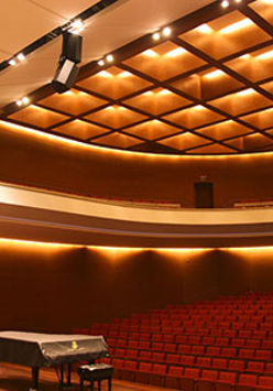 zdjęcie wnętrza Auli Nova