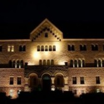 Na zdjęciu CK Zamek nocą.