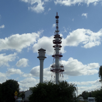 Na zdjęciu wieże TV na Piątkowie.