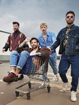 Zdjęcie członków zespołu.