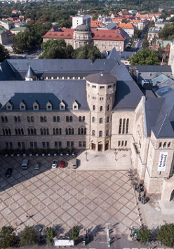 Na zdjęciu budynek CK Zamek.