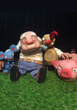 Dziadek ze swoimi zwierzętami