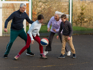 Poznajcie Centra Integracji Międzypokoleniowej w Poznaniu - miejsca spotkań dla wszystkich mieszkańców