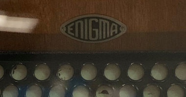 Na zdjęciu fragment oryginalnej maszyny szyfrującej Enigma