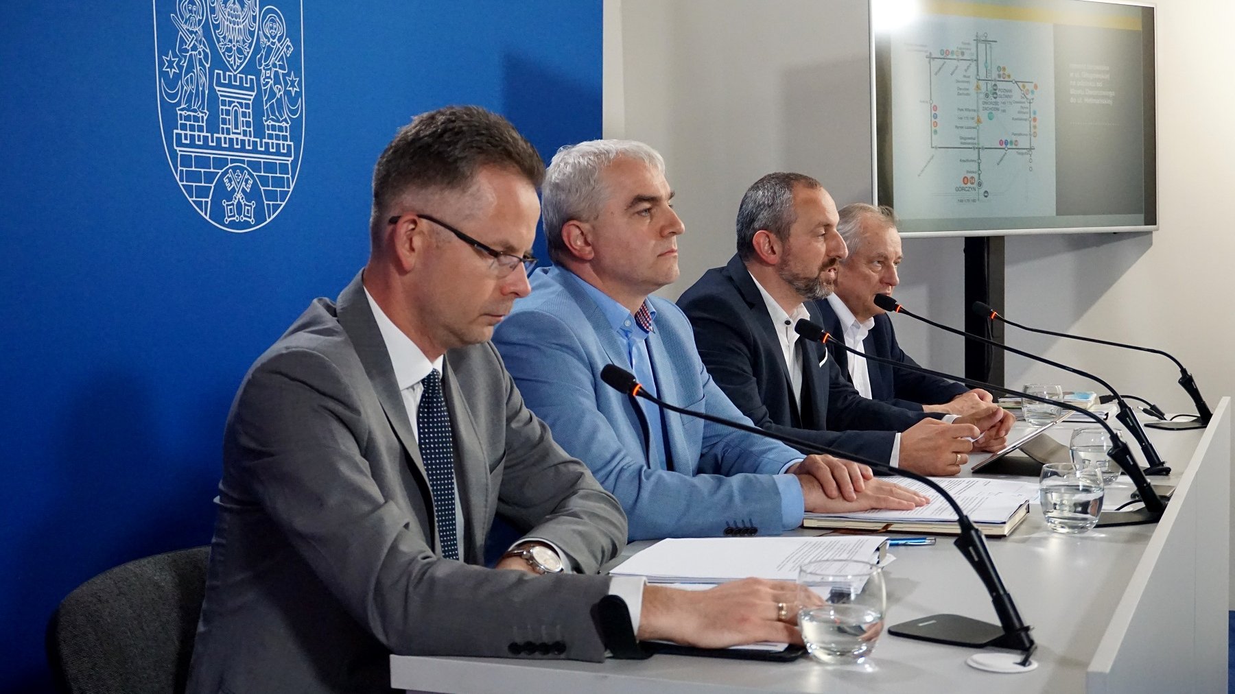 Konferencja dotycząca wakacyjnych remontó torów i dróg w Poznaniu