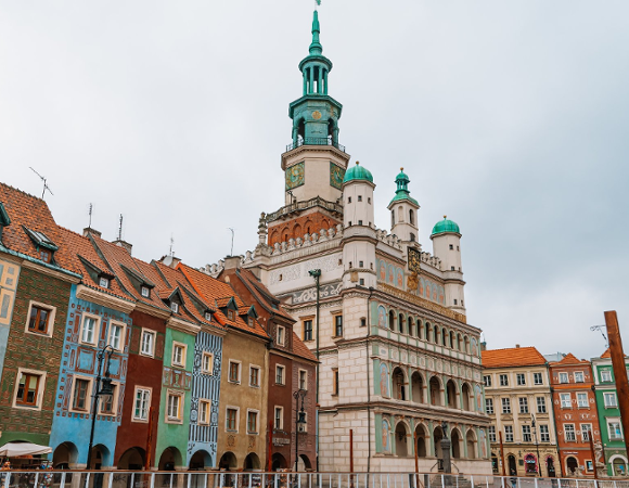 Na zdjęciu Stary Rynek w Poznaniu