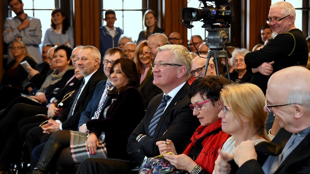 Polszczyzna ludzi myślących (wciąż jeszcze). Debata w CK Zamek