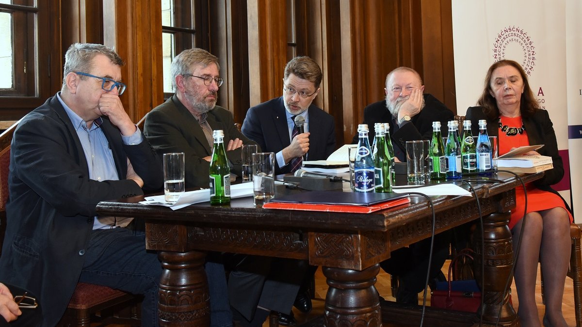 Polszczyzna ludzi myślących (wciąż jeszcze). Debata w CK Zamek
