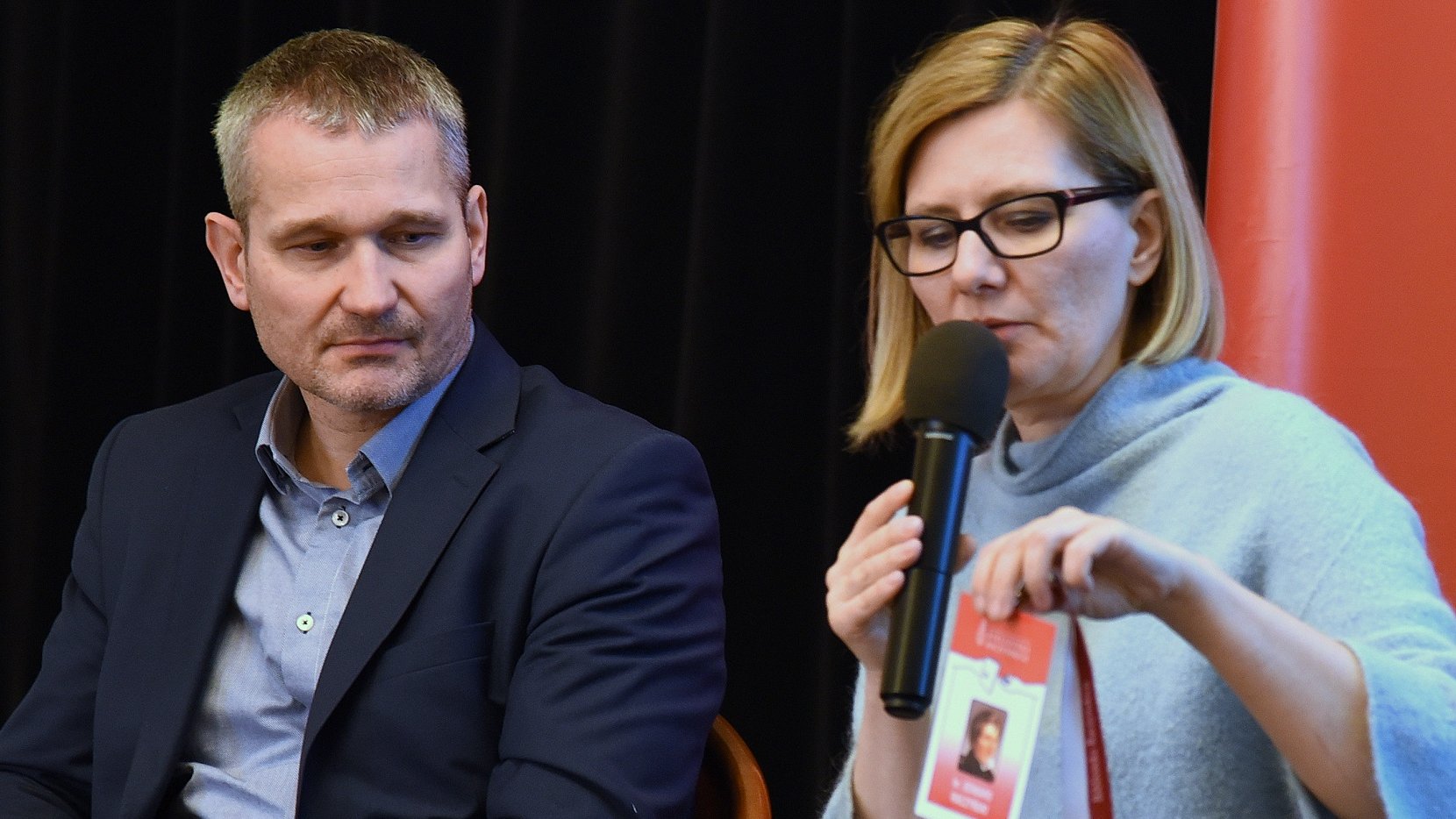 Seniorzy, którzy nie są w stanie dotrzeć do biblioteki, dostaną książki dostarczone do domu