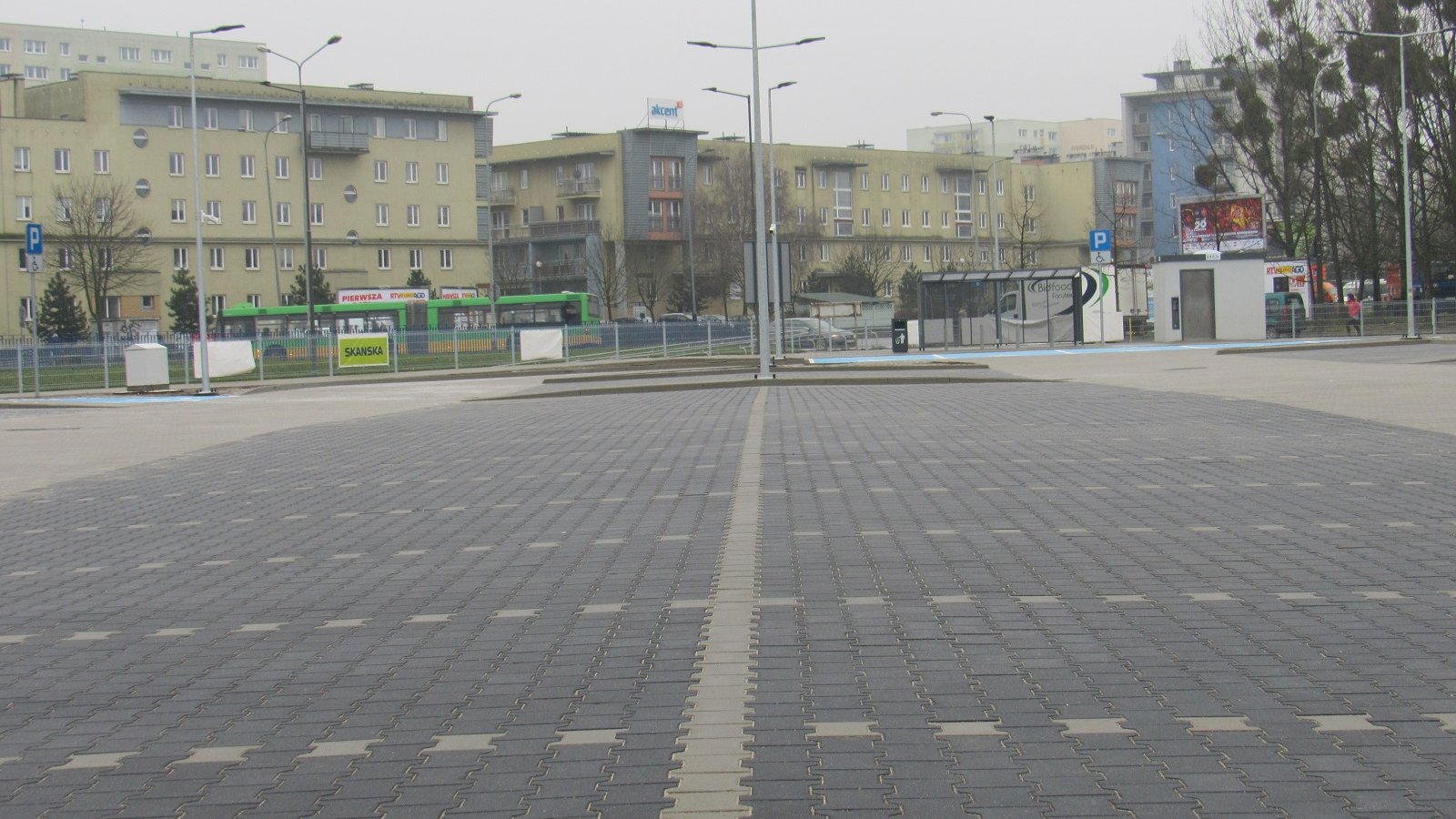 Parking jest blisko przystanku PST fot. ZTM
