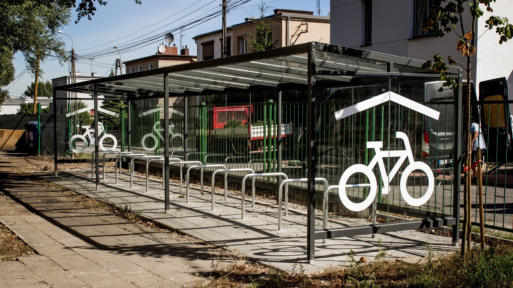 Wiata rowerowa przy Szkole Podstawowej nr 46 na ul. Inowrocławskiej