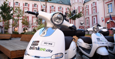 W połowie września na ulicach Poznania będzie już jeździć 100 elektrycznych jednośladów.