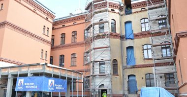 Renowacja Komisariatu Policji Poznań - Stare Miasto powoli dobiega końca