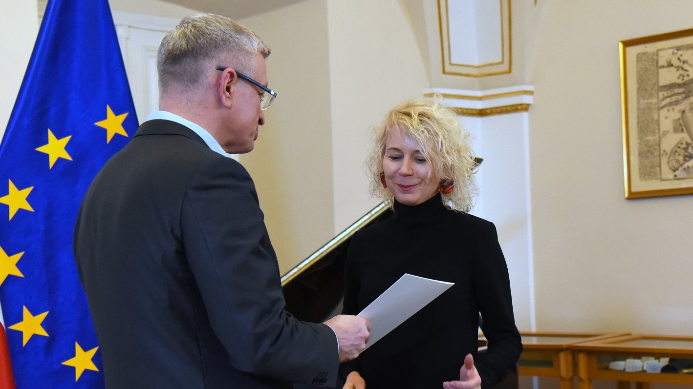 Członkowie i członkinie Zespołu ds. Polityki Równości i Różnorodności otrzymali nominację z rąk prezydenta Jacka Jaśkowiaka