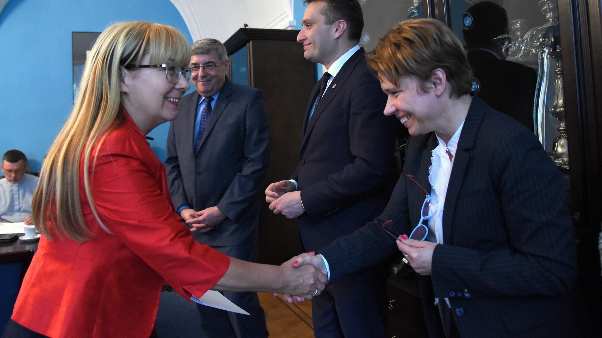 W Sali Błękitnej Urzędu Miasta wręczono przyznane w kwietniu dotacje konserwatorskie