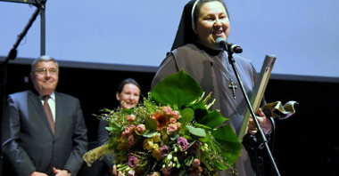 Statuetka Poznanianki Roku 2018 trafiła do siostry Barbary Cecylii Belchnerowskiej
