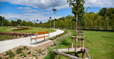 Mieszkańcy Poznania zyskali ostatnio nowy park przy ul. Dolna Wilda. Miejscy radni nadali mu imię Bambrów Poznańskich
