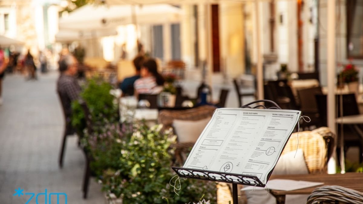 Zarząd Dróg Miejskich i Estrada Poznańska przygotowały pakiet preferencyjnych zasad dotyczących lokalizacji ogródków gastronomicznych