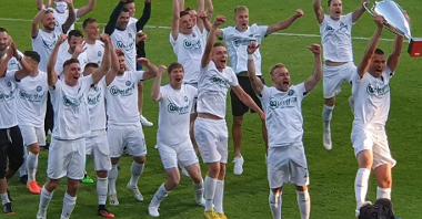 Warta Poznań wygrała baraże i awansowała do Ekstraklasy