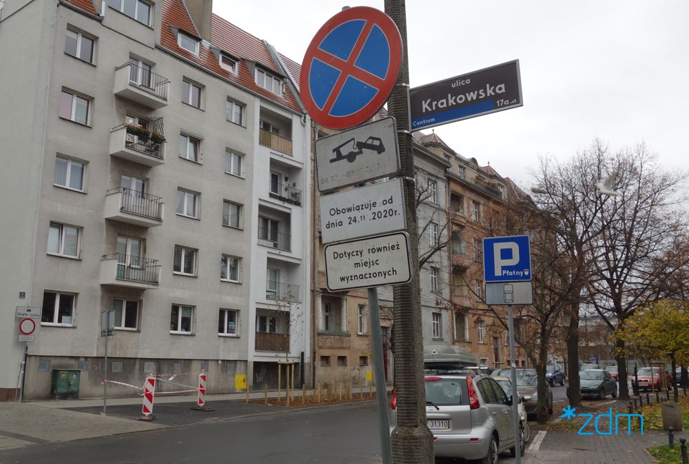 Oznakowanie na skrzyżowaniu ulicy Krakowskiej i Karmelickiej - grafika artykułu