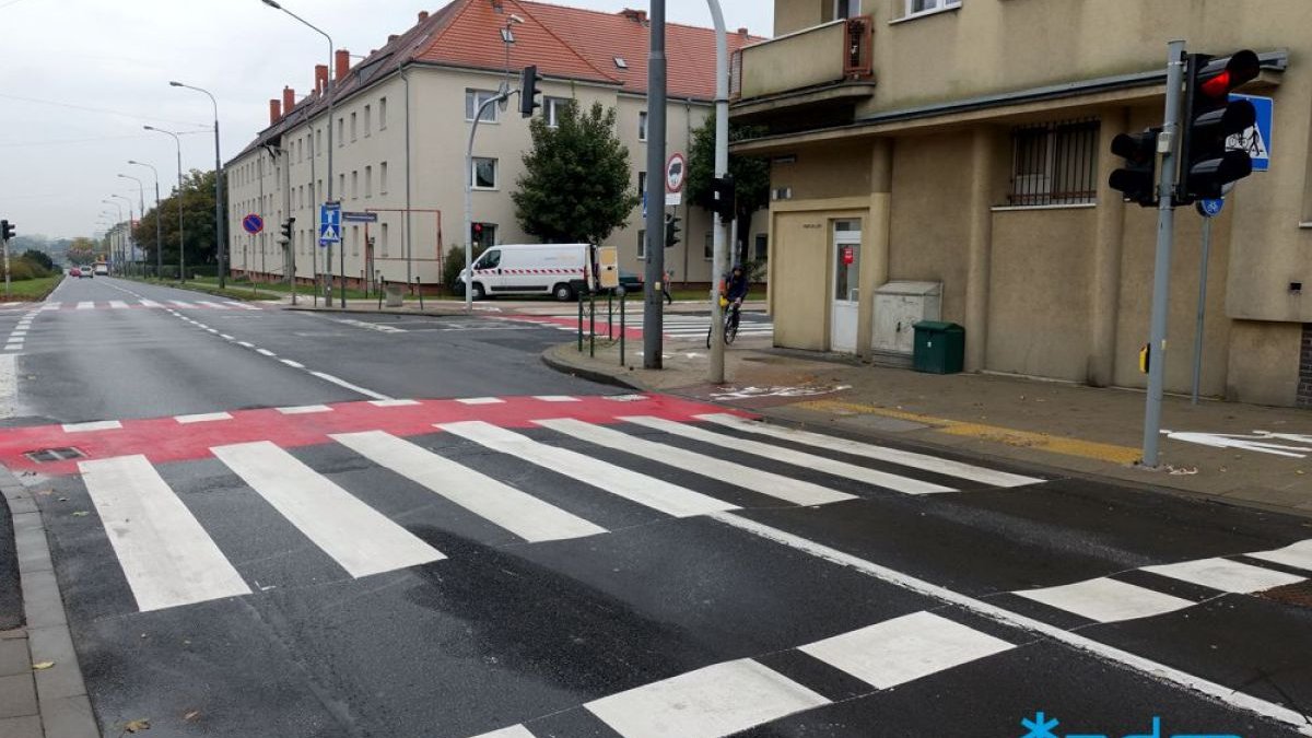 Nowe przejście dla pieszych przy ul. Przybyszewskiego - grafika artykułu
