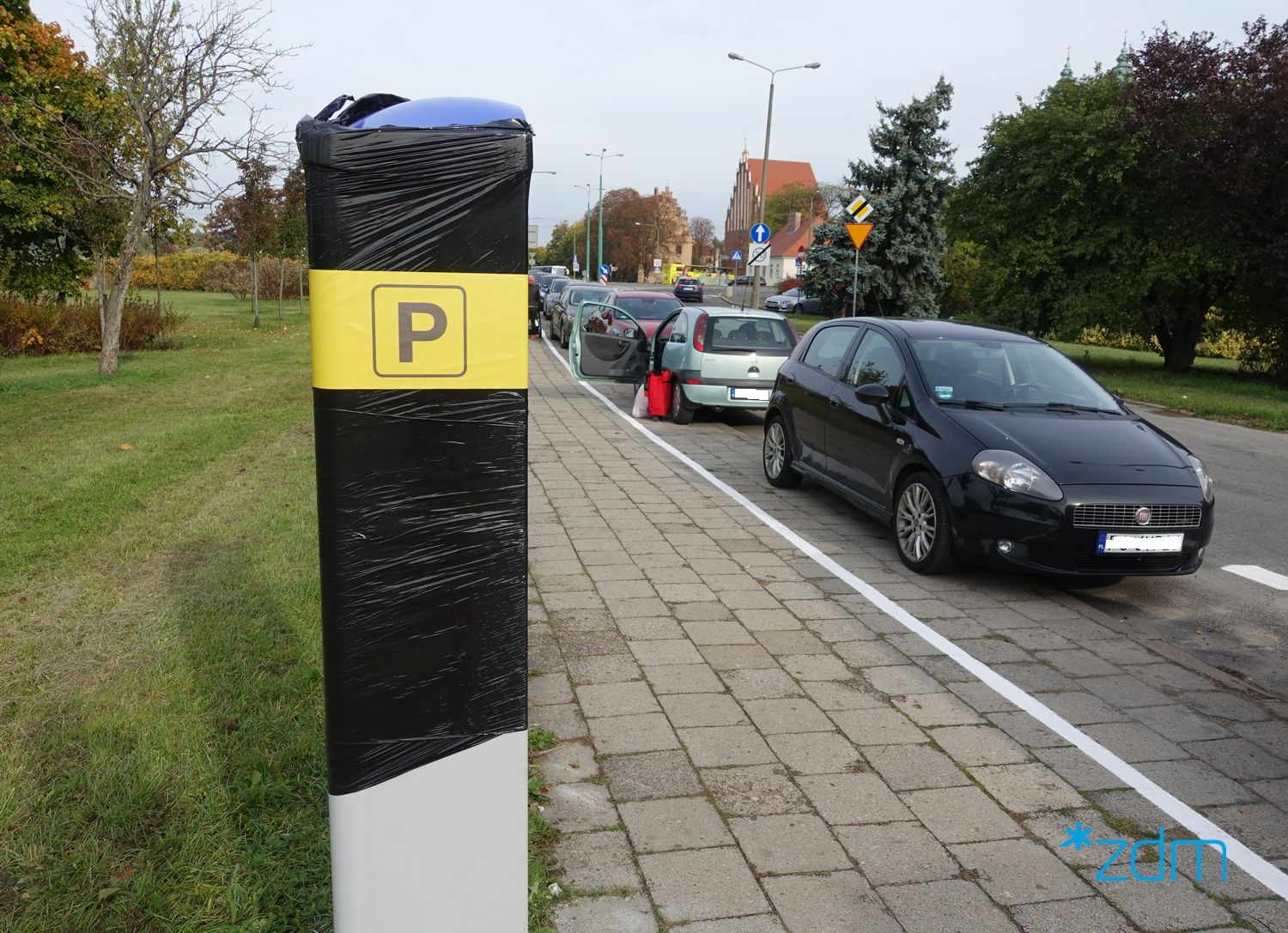 Nowy parkomat przygotowany do rozpoczęcia działania strefy płatnego parkowania - grafika artykułu