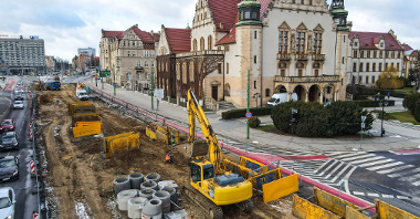 Na zdjęciu przebudowa ulicy Święty Marcin, w centrum zdjęcia CK Zamek
