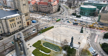 Na zdjęciu przebudowa ulicy Święty Marcin, widok z lotu ptaka, w centrum plac A. Mickiewicza