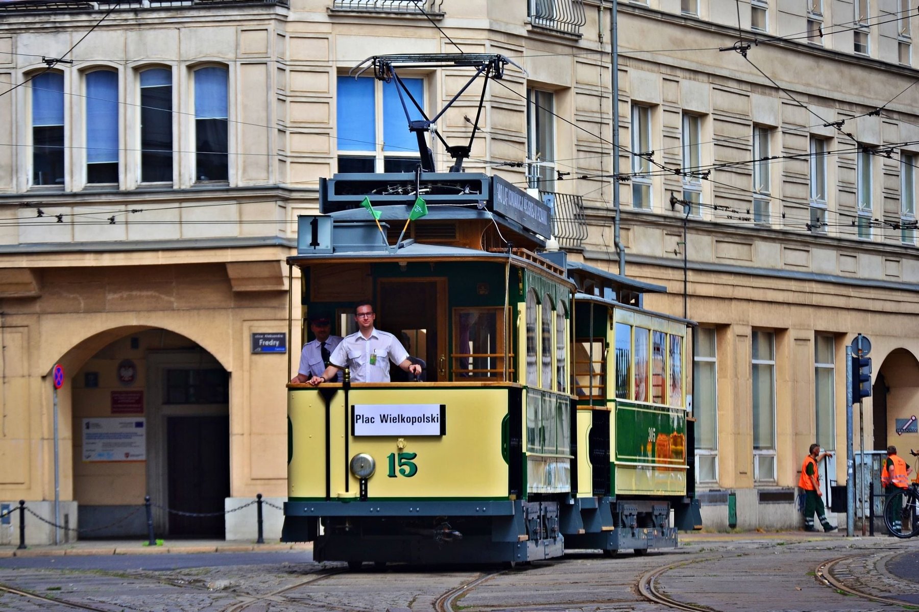 Historyczny tramwaj na ulicach Poznania - grafika artykułu
