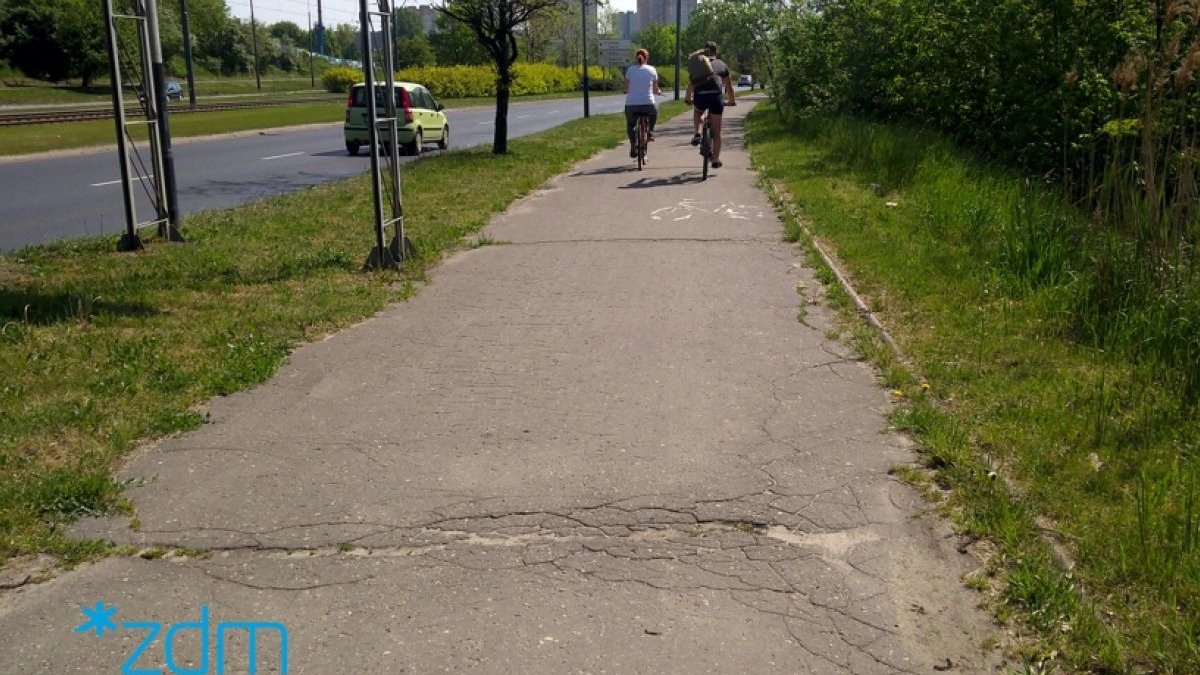 Zdjęcie przedstawia ciąg pieszo-rowerowy. - grafika artykułu