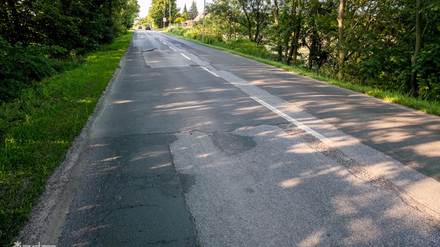 Zniszczona nawierzchnia ul. Radojewo
