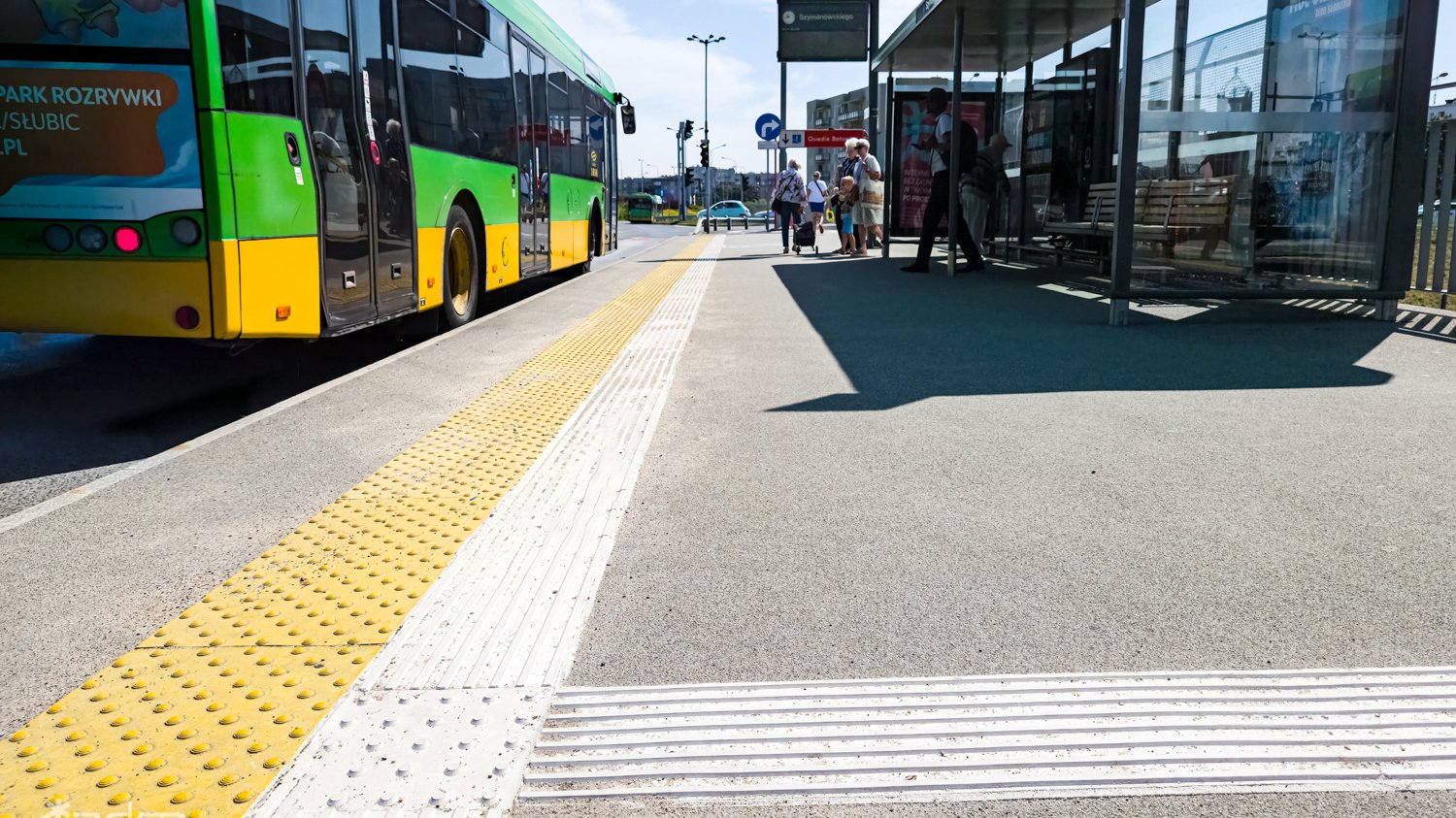 Galeria zdjęć oznaczeń fakturowych przy przystankach nad PST