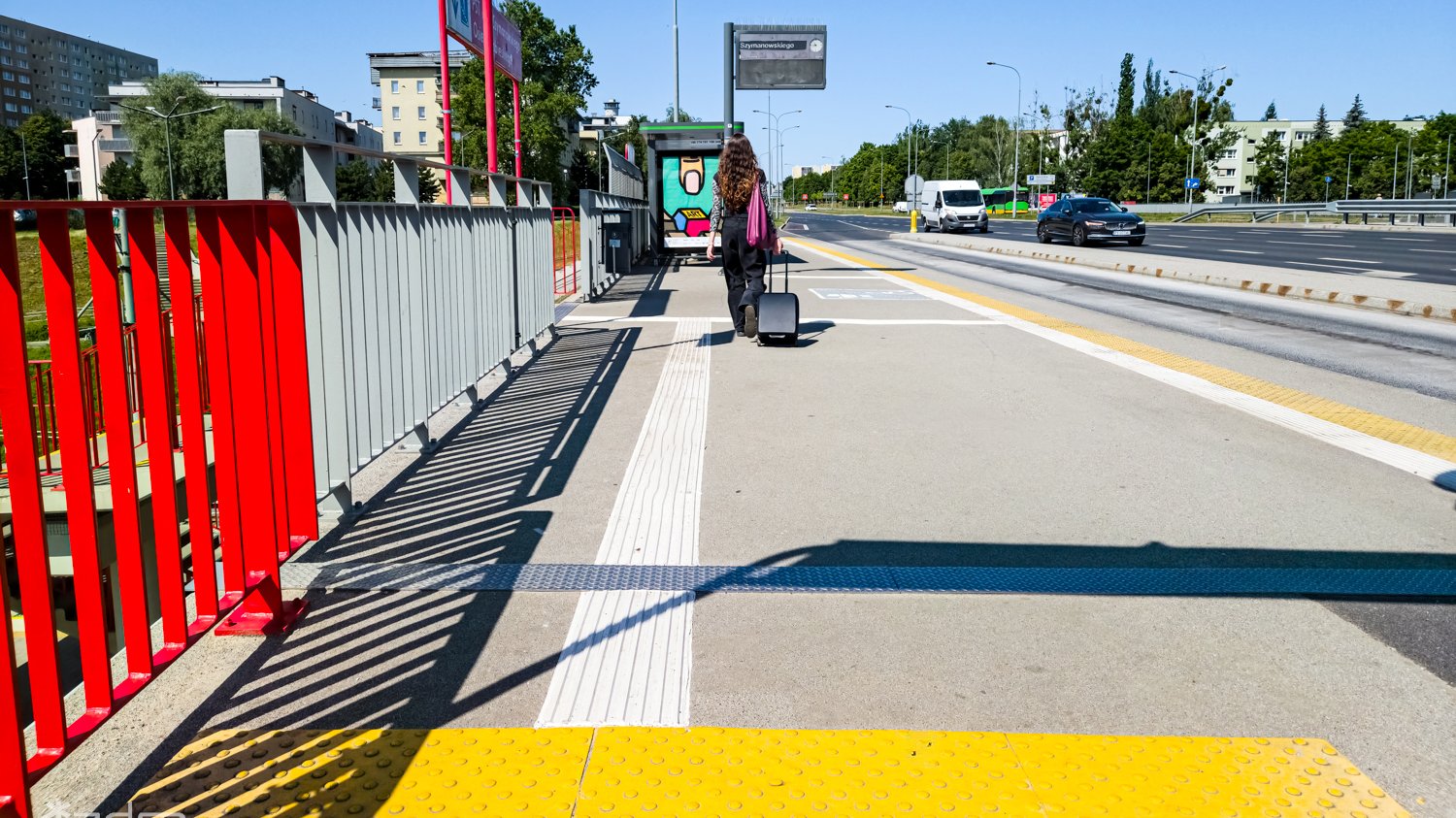 Galeria zdjęć oznaczeń fakturowych przy przystankach nad PST