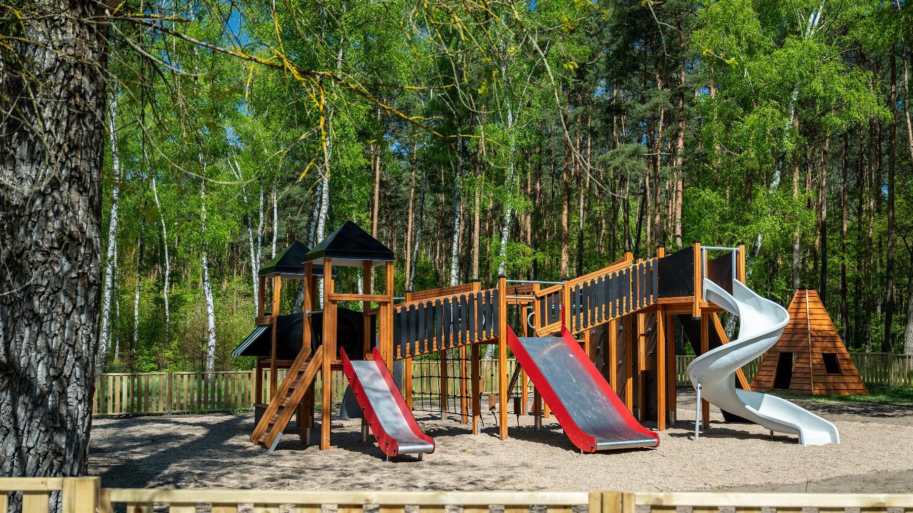 Wieża na Szachtach - ten atrakcyjny punkt widokowy powstał w ramach PBO Wieża na Szachtach