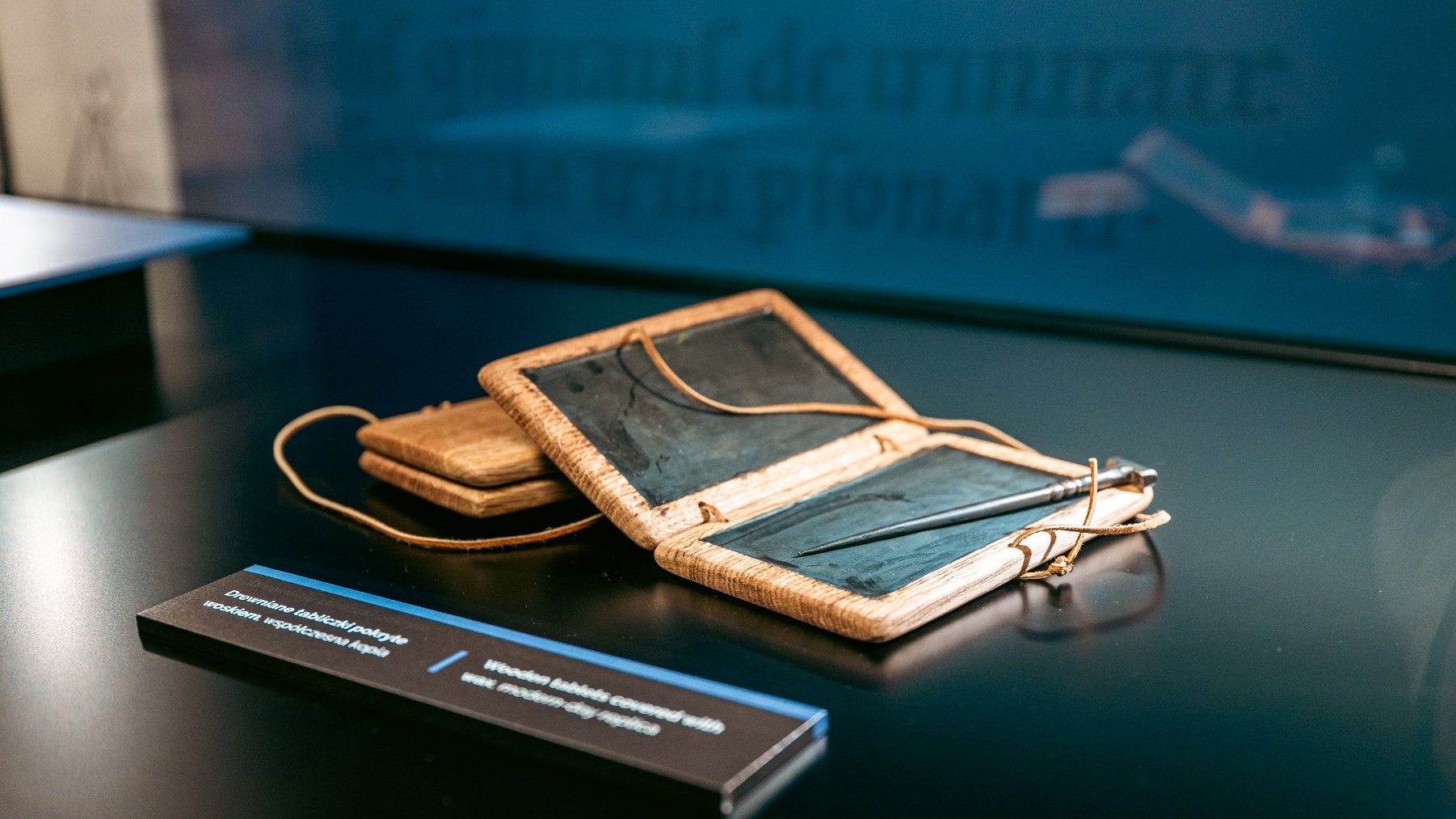 З нагоди особливого ювілею - тисячоліття коронації Болеслава Хроброго - Археологічний музей запрошує на першу частину виставки, присвячену першому королю Польщі.