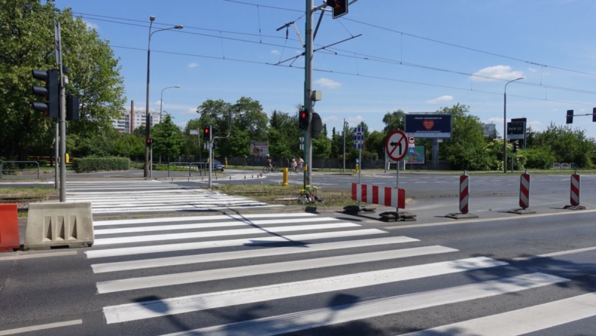 Przebudowa skrzyżowania ul. Hetmańska/Dmowskiego (foto: ZDM) - grafika artykułu