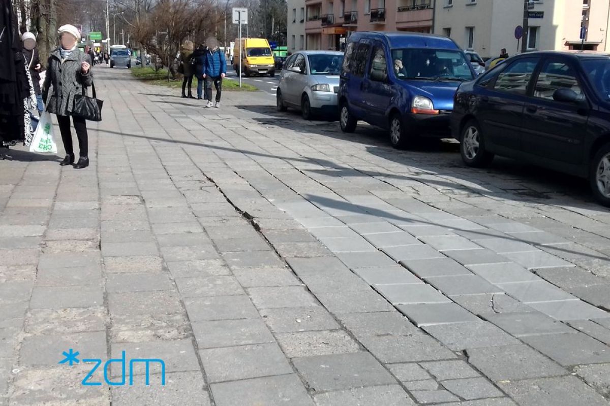 Remont chodnika na ul. Szpitalnej (foto:ZDM) - grafika artykułu
